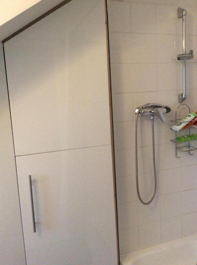 Dachstudio Mit Bad Und Terasse Keulen Buitenkant foto
