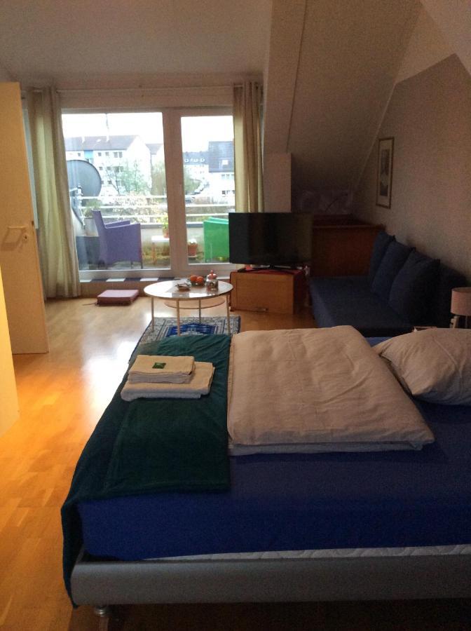 Dachstudio Mit Bad Und Terasse Keulen Buitenkant foto